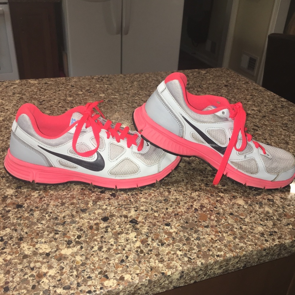 NIKE Revolutions Coral & Grey Tennis Shoes